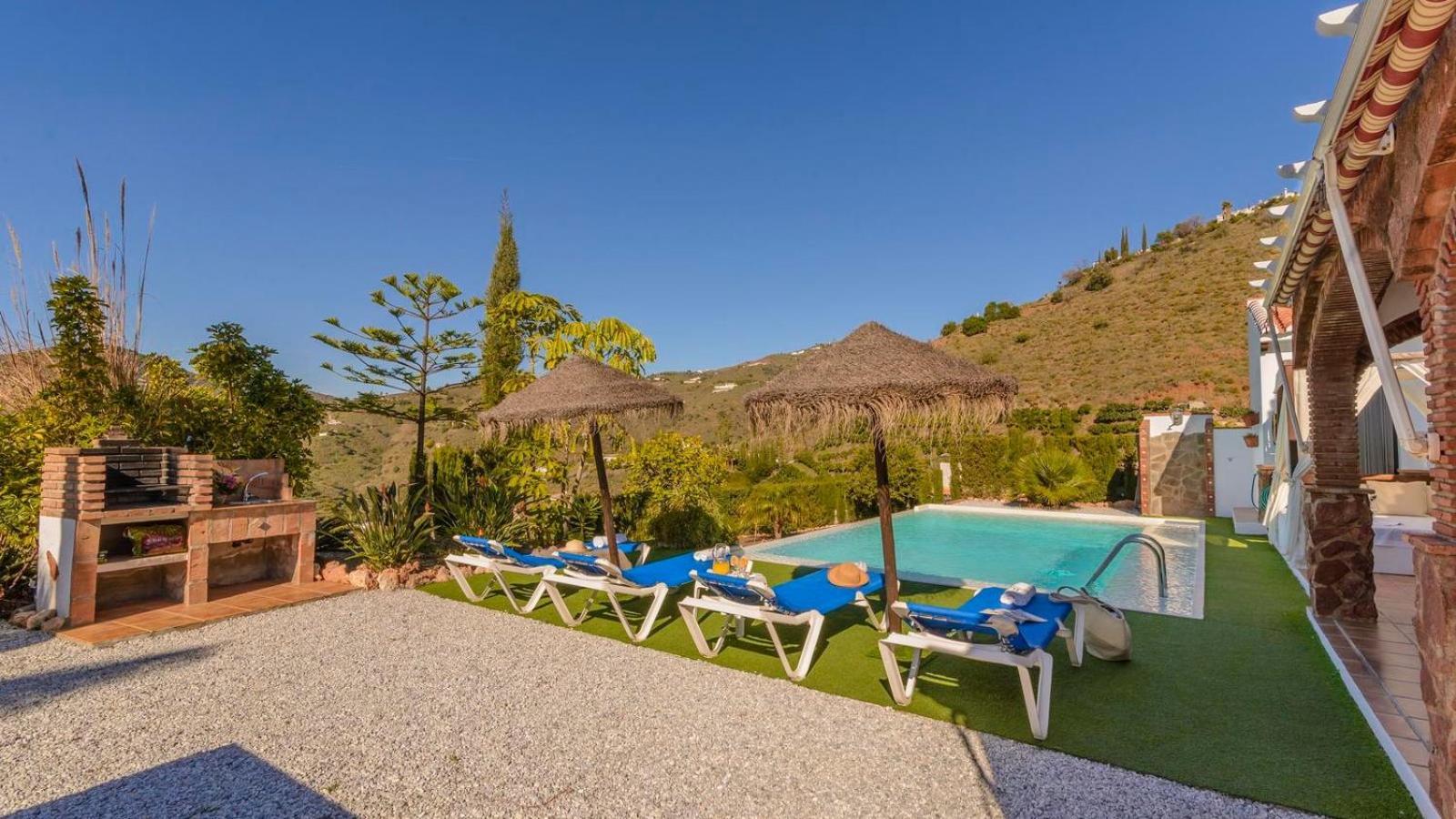 Villa Las Palmeras De Torrox By Ruralidays Extérieur photo