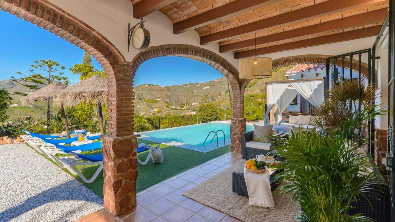 Villa Las Palmeras De Torrox By Ruralidays Extérieur photo